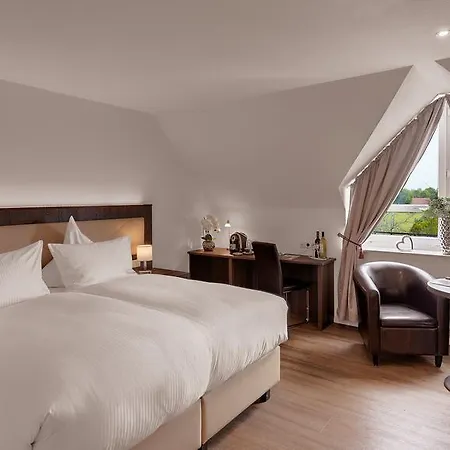 Отель Der Romantik-hof 4*