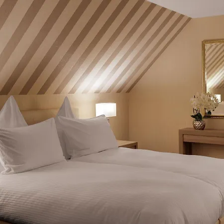 Der Romantik-hof 4* Greetsiel