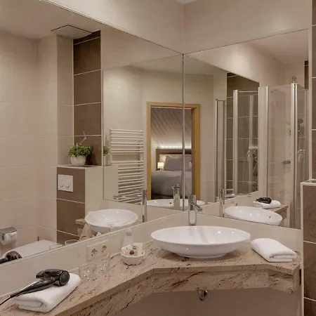 Der Romantik-hof 4* Greetsiel